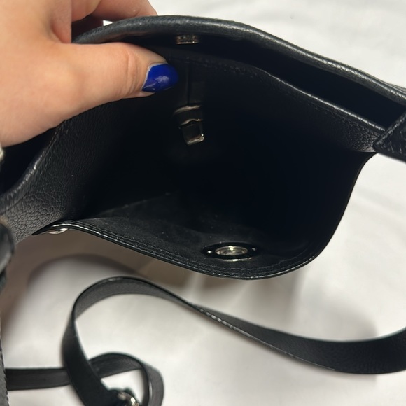 100% authentic Coach black leather crossbody / messenger bag - Picture 11 of 13